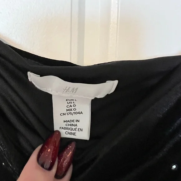 H&M dress - Picture 2 of 3